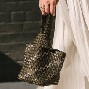 Naghedi Kyoto Clutch in Verde